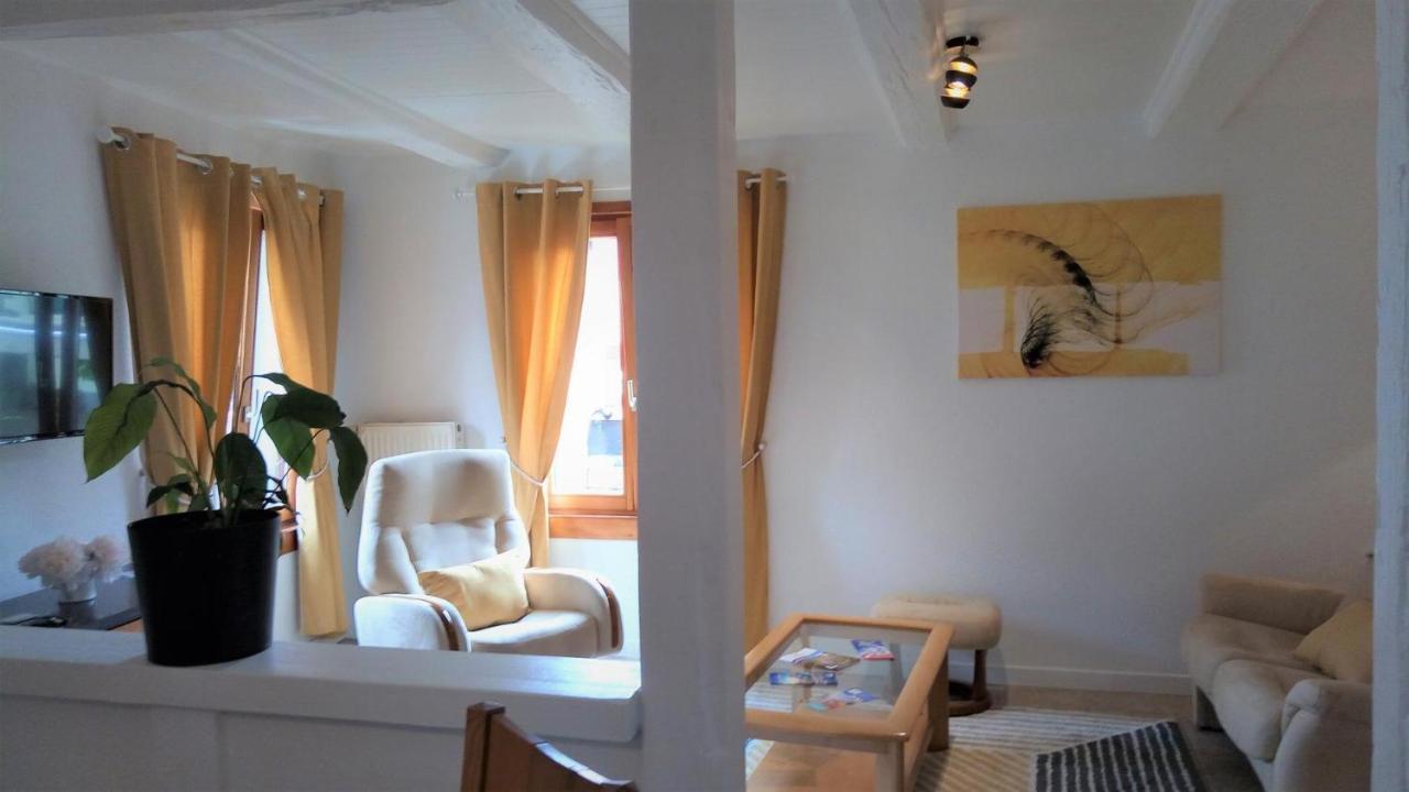 Gites Aux Fines Bulles D'Alsace Spa Privatif En Supplement Bergheim Exterior photo