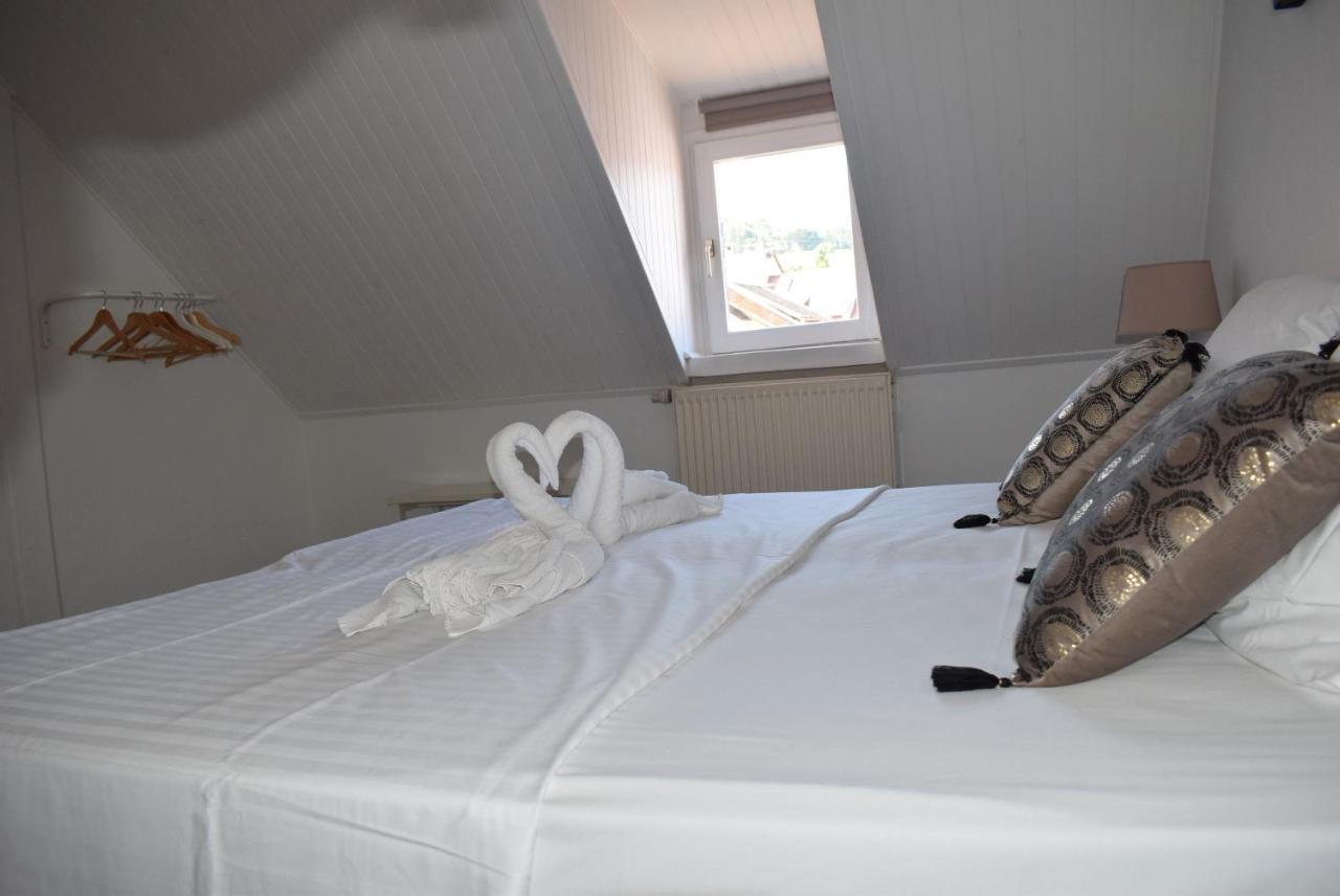 Gites Aux Fines Bulles D'Alsace Spa Privatif En Supplement Bergheim Exterior photo